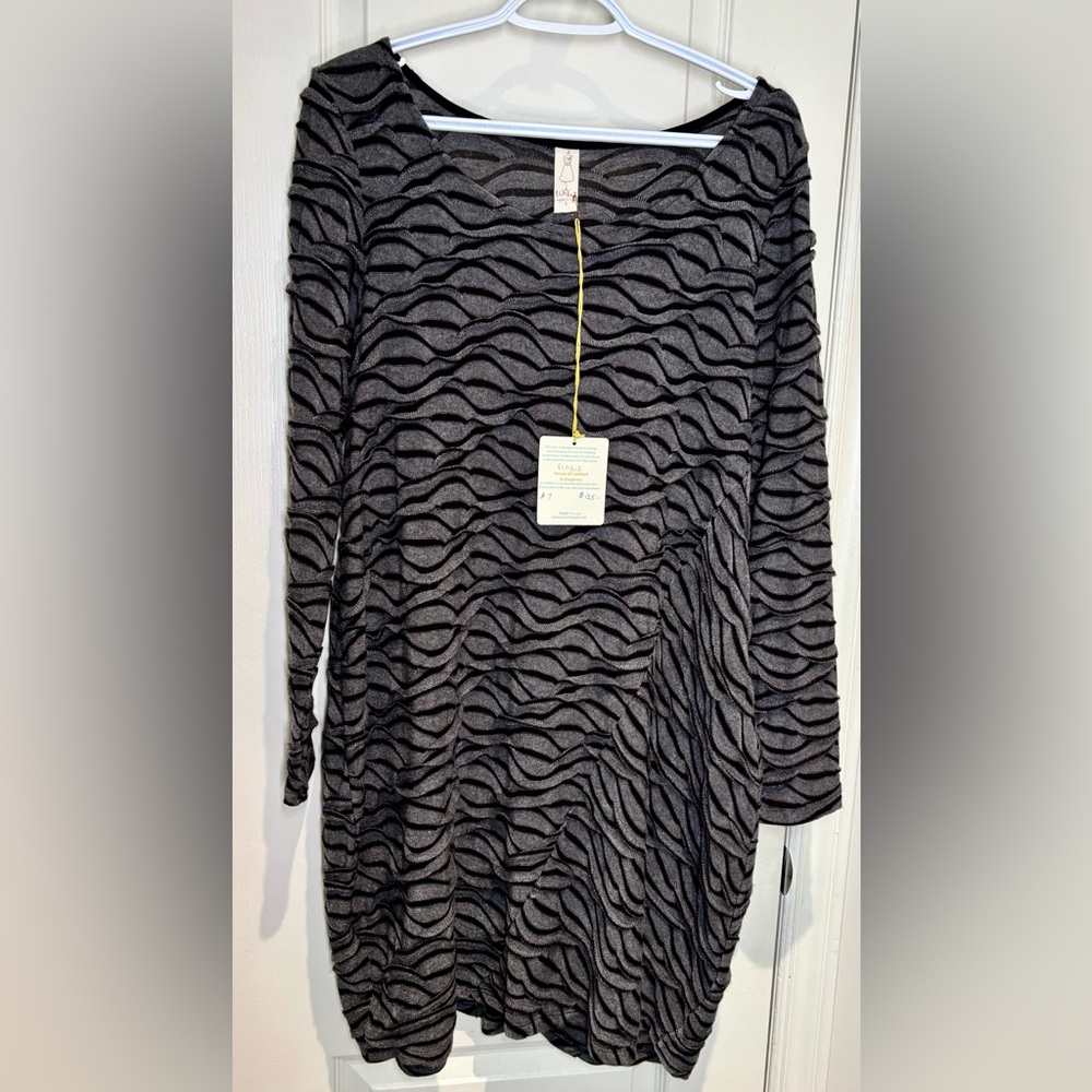 Chalet Womens Size Small Textured Fish Scale Print Knit Long Sleeve Tunic - NWT
